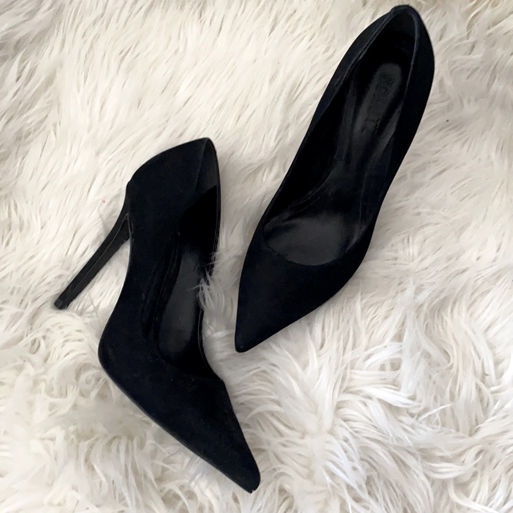 Reposh. Schutz stilleto leather sole